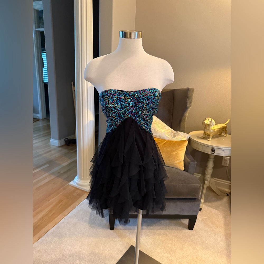 Blonde Nites Glitter Dress (Size Small)